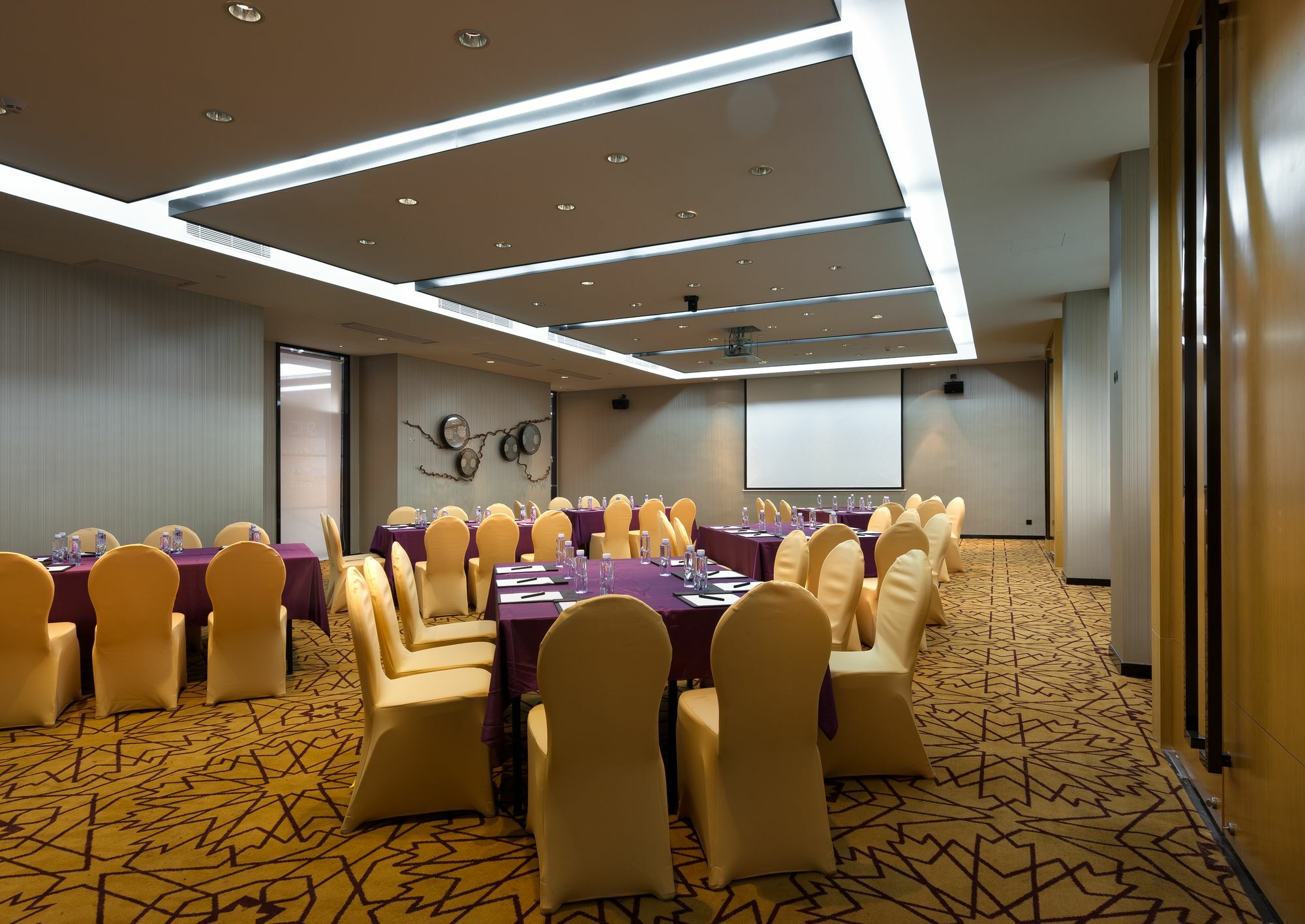 Silver World Hotels Resorts Dongguan  Bagian luar foto